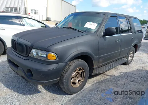 2000 Lincoln Navigator from USA, damaged, VIN 5LMPU28A9YLJ02329